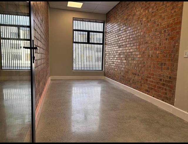 BUSINESS PROPERTY TO RENT IN PAARDEVLEI
